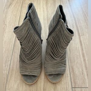 Vince Camuto Feteena Bootie Greystone
